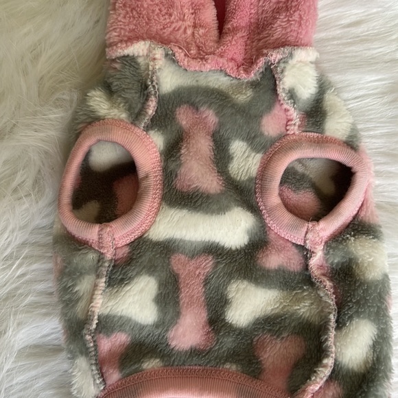 Small Dog clothing bundle - Picture 5 of 6